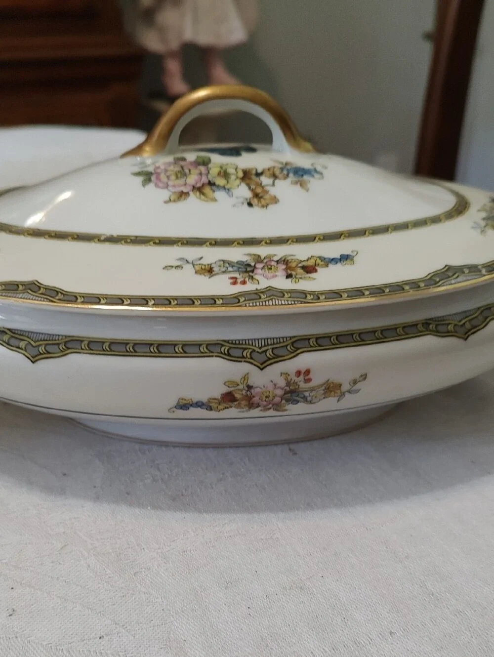 Noritake White Porcelain Covered Serving Tureen with Gold Trim and Floral Sprays